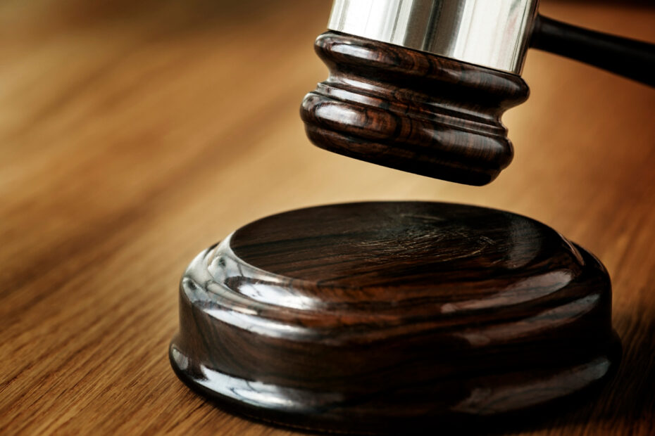 Jak wygląda rozprawa rozwodowa w Polsce? Przebieg postępowania krok po kroku